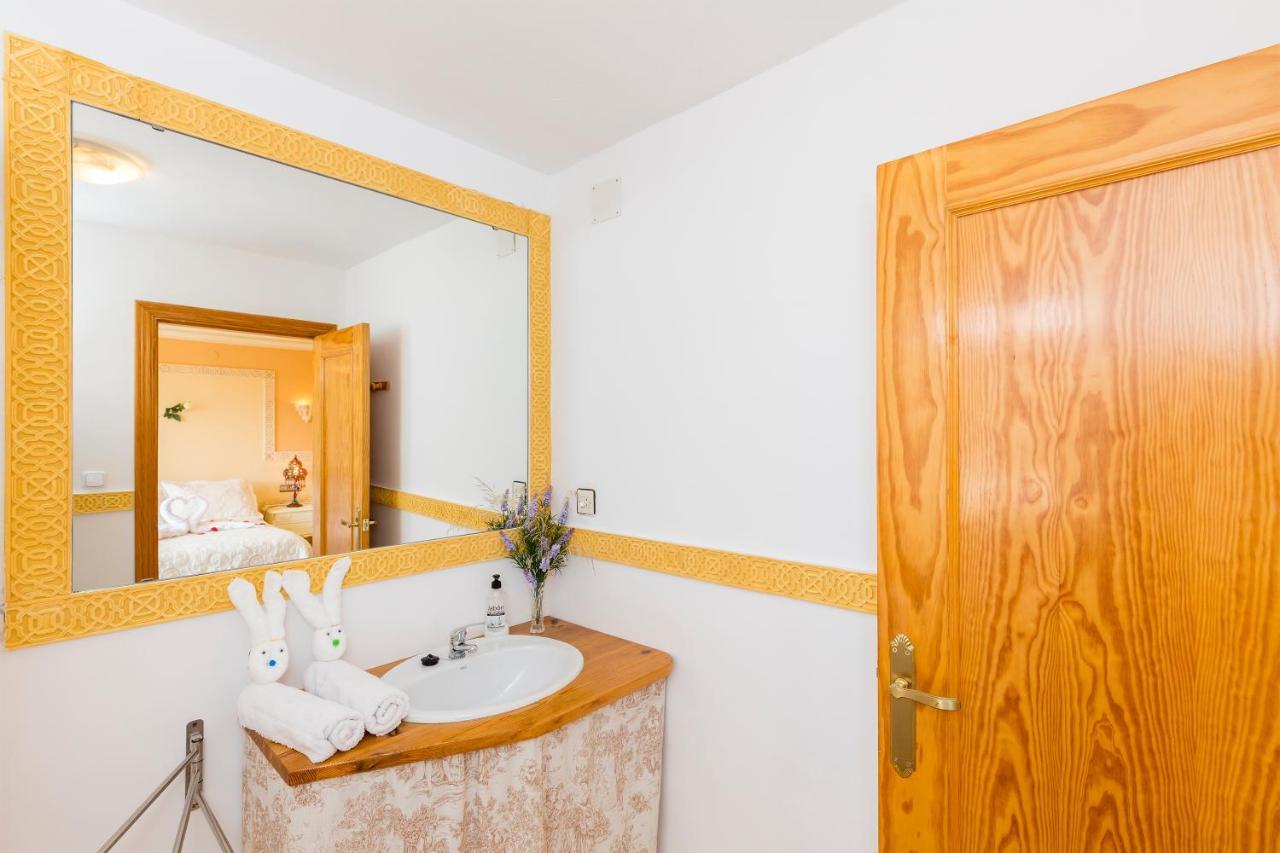 Habitaciones Iraizas Con Piscina Otura Dış mekan fotoğraf